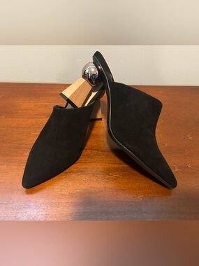 Alfani black suede step and flex Junnee mule size 6.5